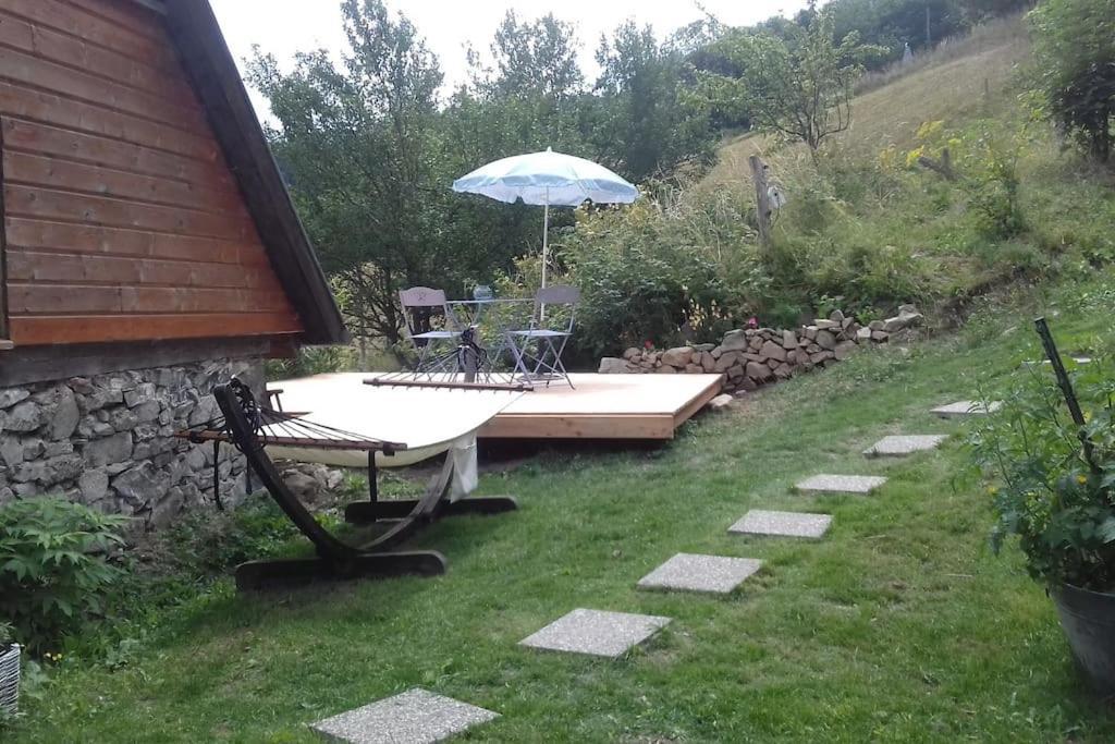 Apartamento Un Coin De Montagne Linthal Exterior foto